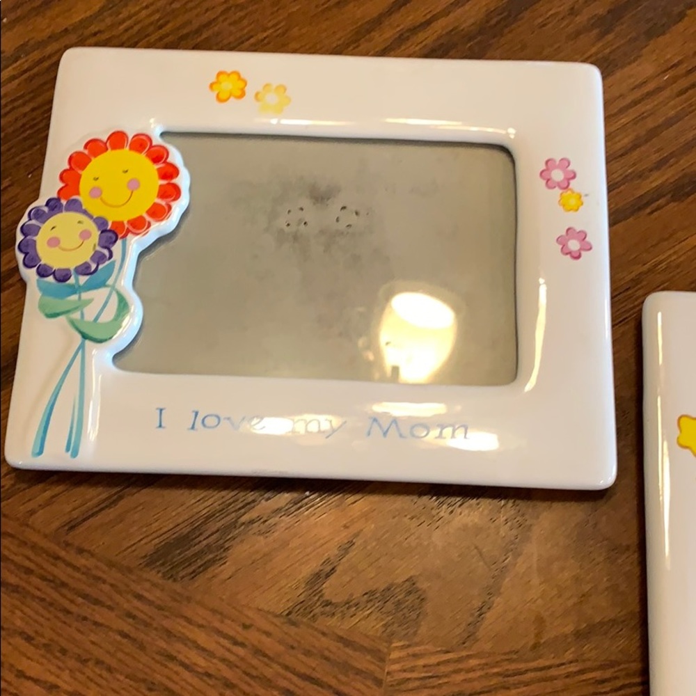 Set of picture frames. - Picture 2 of 4